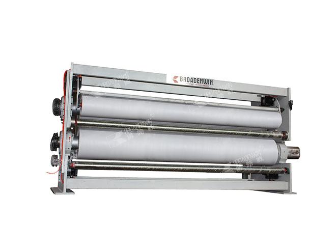 水刺無紡布燙光機 http://www.xinlongli-jmd.com/uploadfiles/211.149.255.8/webid1945/source_water/202202/164596795629.jpg